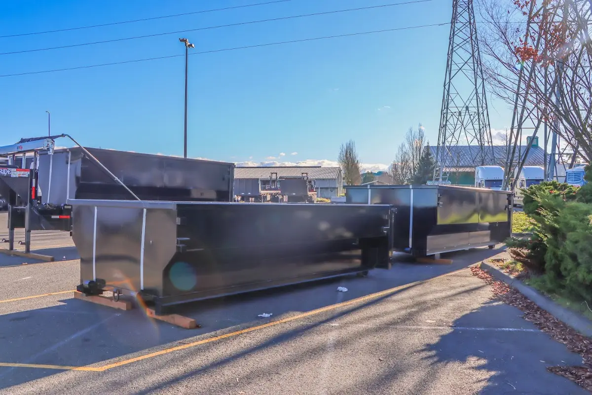 Professional dumpster rental and junk removal service in Jeffersonville